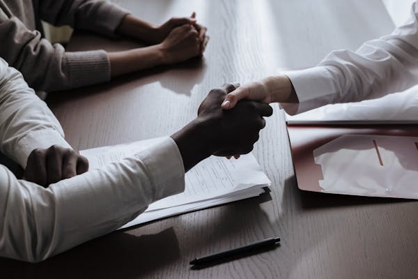 Business meeting round table discussion